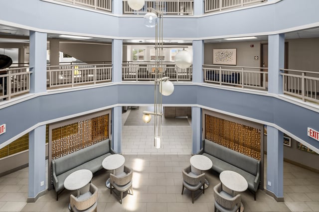 The-Bentley-006-Atrium